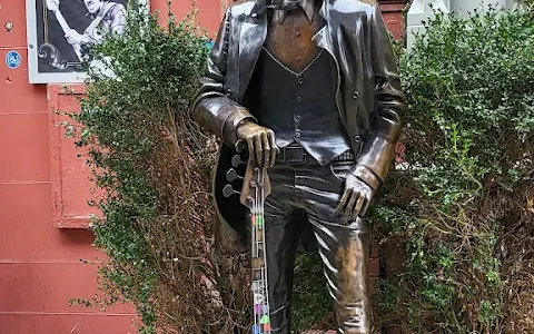 Phil Lynott Statue image