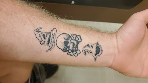 Tattoo Shop «Agape Ink Tattoo & Piercings», reviews and photos, 669 Atlanta Highway Southeast A, Winder, GA 30680, USA