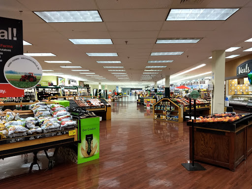 Grocery Store «Farm Fresh Supermarket», reviews and photos, 455 Merrimac Trail, Williamsburg, VA 23185, USA