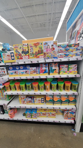 Variety Store «Five Below», reviews and photos, 1776 E Jefferson St, Rockville, MD 20850, USA