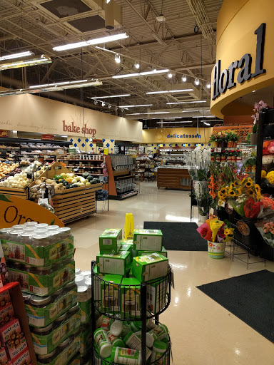 Grocery Store «Hannaford Supermarket», reviews and photos, 305 Sandown Rd, East Hampstead, NH 03826, USA