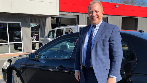 Auto Repair Shop «Auto Lab», reviews and photos, 400 S Milwaukee Ave, Libertyville, IL 60048, USA