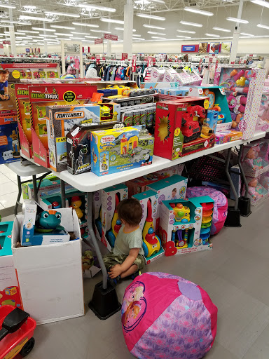 Clothing Store «Burlington Coat Factory», reviews and photos, 3671 N Freeway Blvd, Sacramento, CA 95834, USA