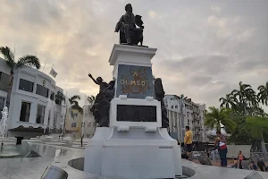 José Joaquín de Olmedo Monument image