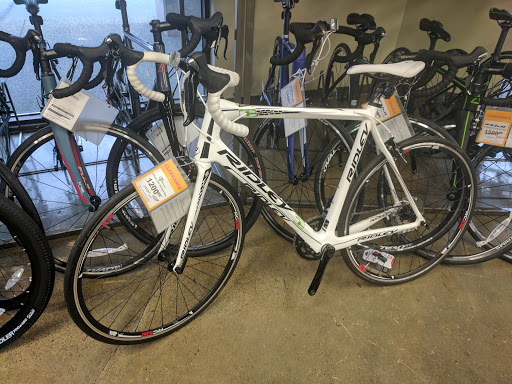 Bicycle Store «Performance Bicycle», reviews and photos, 3225 Alderwood Mall Blvd, Lynnwood, WA 98036, USA