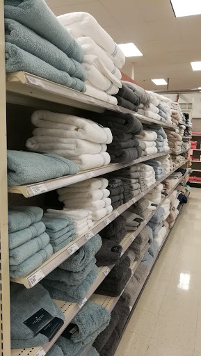 Department Store «Target», reviews and photos, 6100 Shingle Creek Pkwy, Brooklyn Center, MN 55430, USA