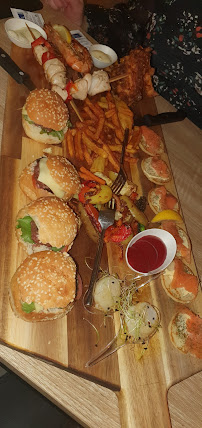 petit hamburger du Restaurant Le Before - LE WOODEN à Danjoutin - n°3