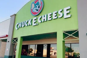 Chuck E. Cheese image