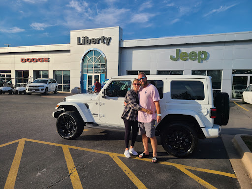 Car Dealer «Liberty Chrysler Dodge Jeep Ram», reviews and photos, 1000 E Park Ave, Libertyville, IL 60048, USA