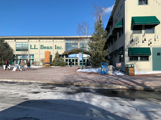 Clothing Store «L.L. Bean», reviews and photos, 95 Main St, Freeport, ME 04032, USA
