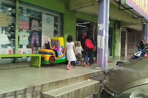 Manjaku Baby Mall Sungai Buloh image