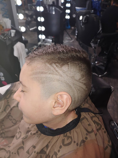 Barber Shop «kings of blades barber shop», reviews and photos, 824 Horseblock Road, Farmingville, NY 11738, USA