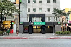 CHECK inn Express Taipei YongKang image