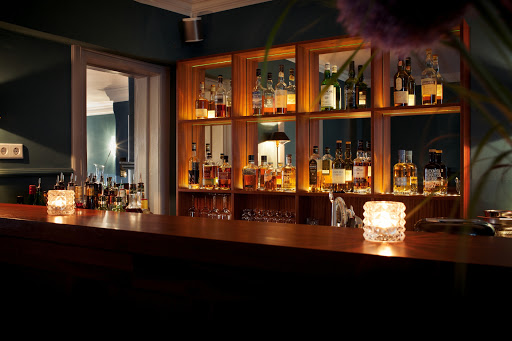 Berglund Bar