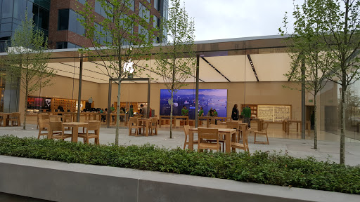 Computer Store «Apple Avalon», reviews and photos, 8130 Avalon Blvd, Alpharetta, GA 30009, USA