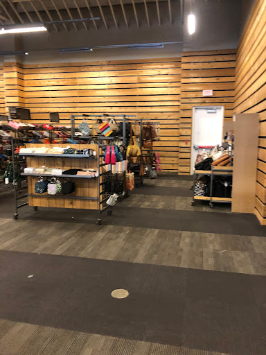 Shoe Store «DSW Designer Shoe Warehouse», reviews and photos, 7321 Lake St, River Forest, IL 60305, USA