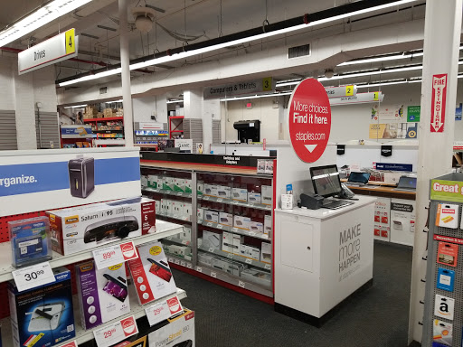 Office Supply Store «Staples», reviews and photos, 91-30 Van Wyck Expy, Jamaica, NY 11418, USA
