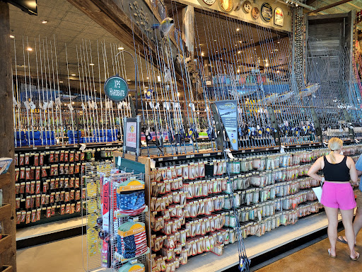 Sporting Goods Store «Bass Pro Shops», reviews and photos