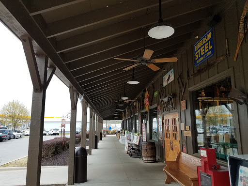 American Restaurant «Cracker Barrel Old Country Store», reviews and photos, 407 Beltline Rd SW, Decatur, AL 35601, USA