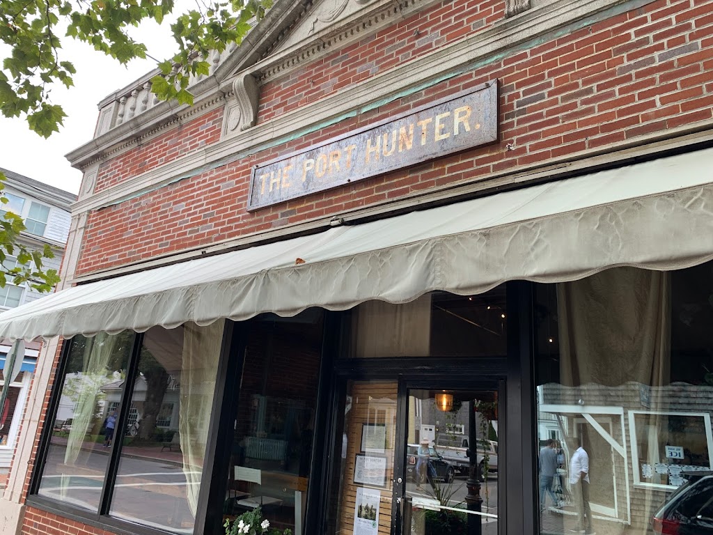 The Port Hunter 02539