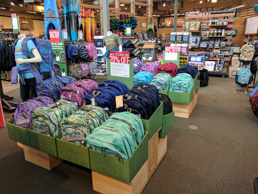 Clothing Store «L.L. Bean», reviews and photos, 280 School St, Mansfield, MA 02048, USA