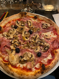 Pizza du Restaurant italien Restaurant Pizzeria IL VESUVIO à Clonas-sur-Varèze - n°17
