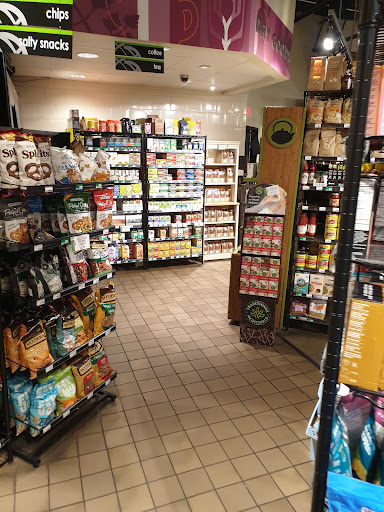 Grocery Store «Gateway Market», reviews and photos, 2002 Woodland Ave, Des Moines, IA 50312, USA