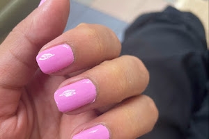 S L Nail Salon