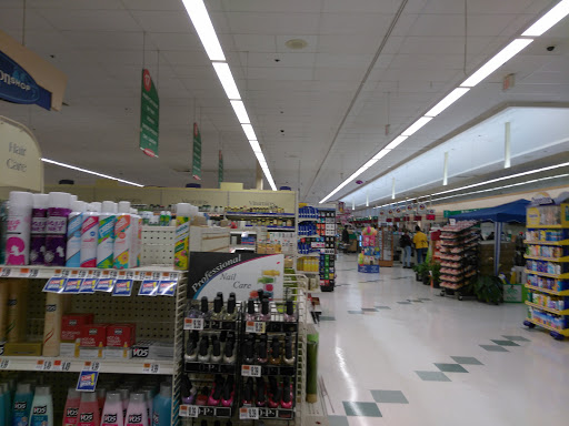 Supermarket «Super Stop & Shop», reviews and photos, 1690 Revere Beach Pkwy, Everett, MA 02149, USA