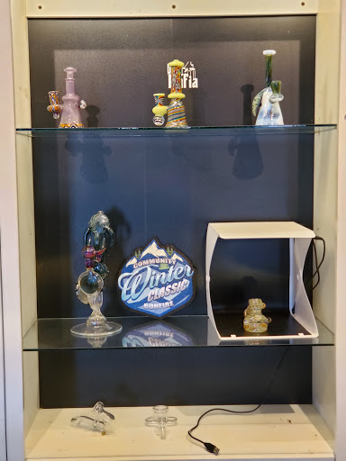 Tobacco Shop «Maine Daze Smoke Shop», reviews and photos, 259 St John St, Portland, ME 04102, USA