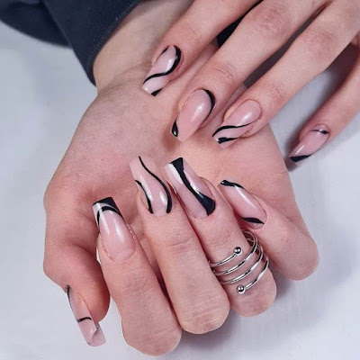Ongles by Adriana à Clermont-Ferrand
