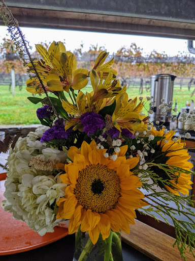 Winery «Truro Vineyards + South Hollow Spirits», reviews and photos, 11 Shore Rd, North Truro, MA 02652, USA