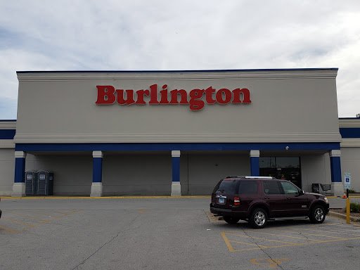 Clothing Store «Burlington Coat Factory», reviews and photos, 7061 W 159th St, Tinley Park, IL 60477, USA