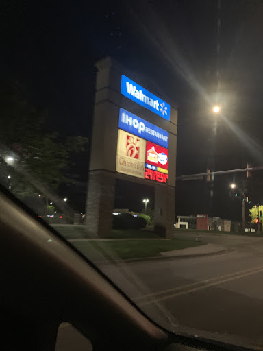 Department Store «Walmart Supercenter», reviews and photos, 1002 SE National Dr, Ankeny, IA 50021, USA