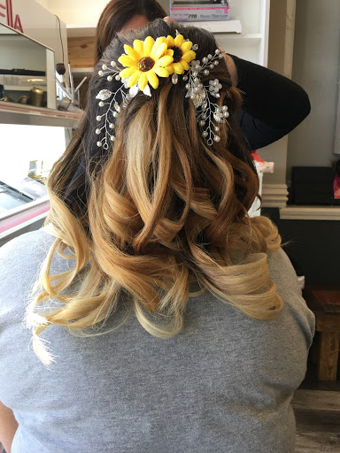 Hair Salon «Locks Salon on Public Square», reviews and photos, 19 S Public Square, Cartersville, GA 30120, USA