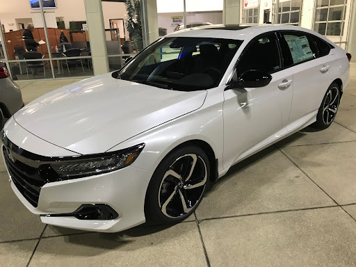 Car Dealer «Space Coast Honda», reviews and photos, 1885 W King St, Cocoa, FL 32926, USA