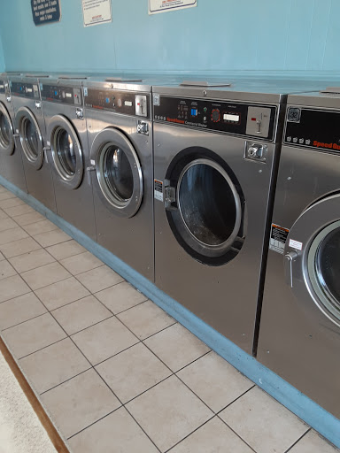 Laundromat «Hole Coin Laundry», reviews and photos, 10527 Hole Ave, Riverside, CA 92505, USA
