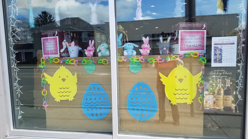 Warsaw Wine & Spirits, Inc., 100 N Main St, Warsaw, NY 14569, USA, 