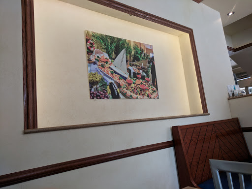 Sandwich Shop «The Picnic Basket», reviews and photos, 501 N Milwaukee Ave, Libertyville, IL 60048, USA