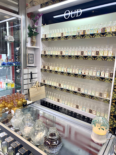 Ammar's Fragrances - Cosmetics store