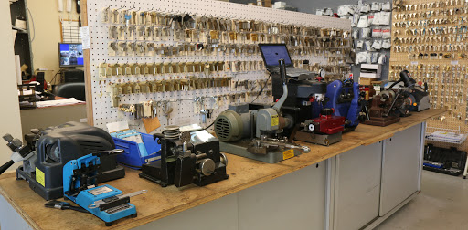 Safe & Vault Shop «King Safe and Lock», reviews and photos, 8429 Katy Fwy, Houston, TX 77024, USA