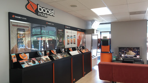 Cell Phone Store «Boost Mobile Store by Yakety Yak Wireless», reviews and photos, 9904 Old Baymeadows Rd, Jacksonville, FL 32256, USA