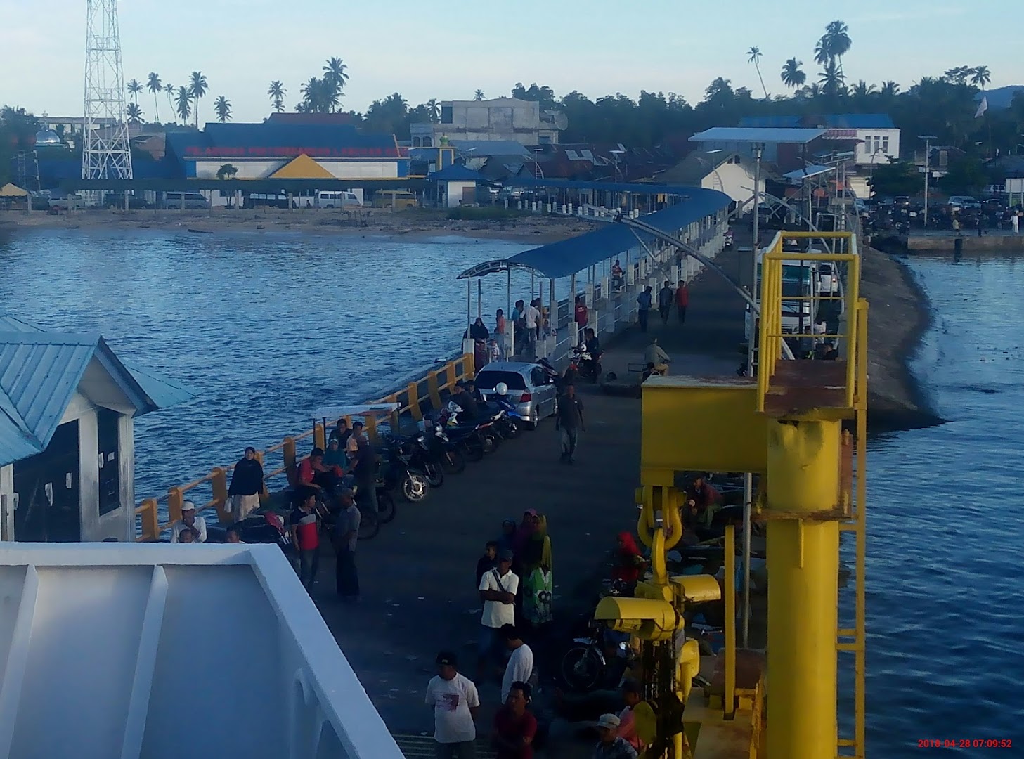 Gambar Ferry Wharf Labuhan Haji