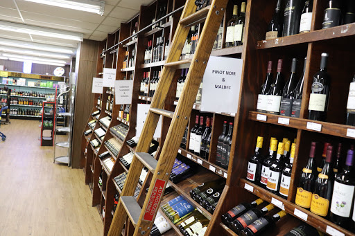 Liquor Store «Absolute Liquors», reviews and photos, 1296 NE 163rd St, North Miami Beach, FL 33162, USA