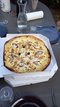 Plats et boissons du Pizzeria FLORIDA PIZZA, cuite au feu de bois A EMPORTER à Saint-Julien-en-Born - n°17
