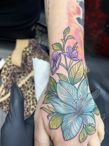 Explore american sleeve tattoo ideas, creative tattoo ideas in Memphis, available at Sinister Tattoo