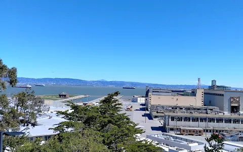 Bayview Hunter's Point YMCA image