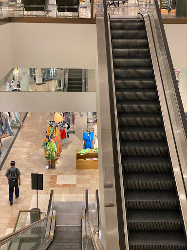 Department Store «Nordstrom Hillsdale Shopping Center», reviews and photos, 130 E Sailer Dr, San Mateo, CA 94403, USA