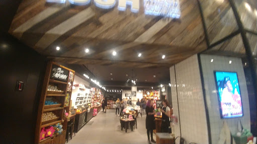 Cosmetics Store «Lush», reviews and photos, 313 Smith Haven Mall, Lake Grove, NY 11755, USA