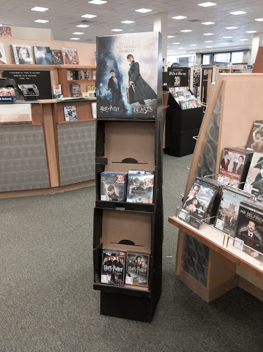 Book Store «Barnes & Noble», reviews and photos, 7157 Plaza Center Dr, West Jordan, UT 84084, USA